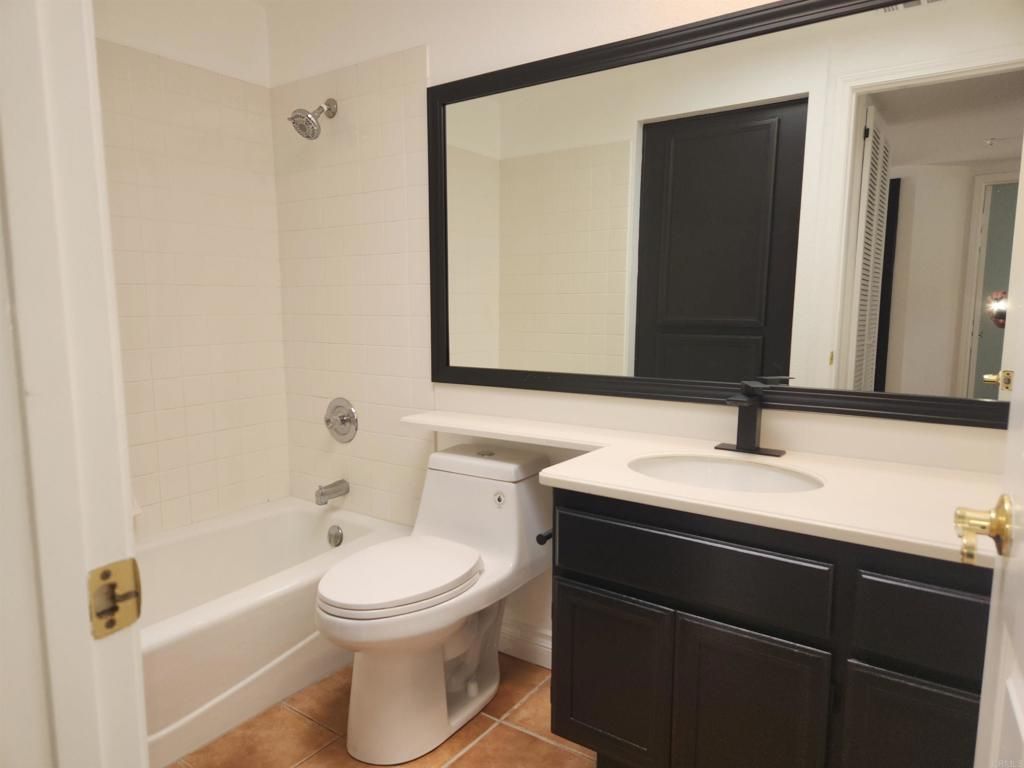 listing image 130720476713188085180