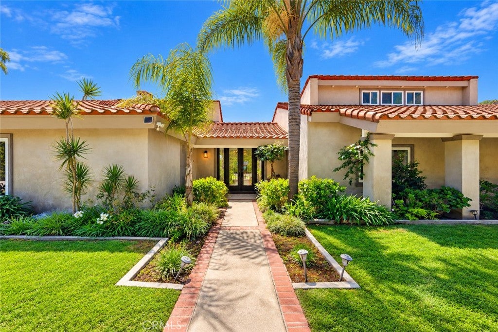 940 N Silent Ranch Drive