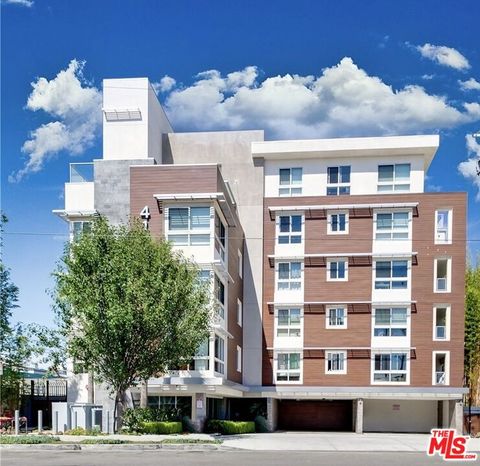 Photo of 4140 Glencoe Avenue #412, Marina Del Rey, CA 90292 (MLS # 26634081)