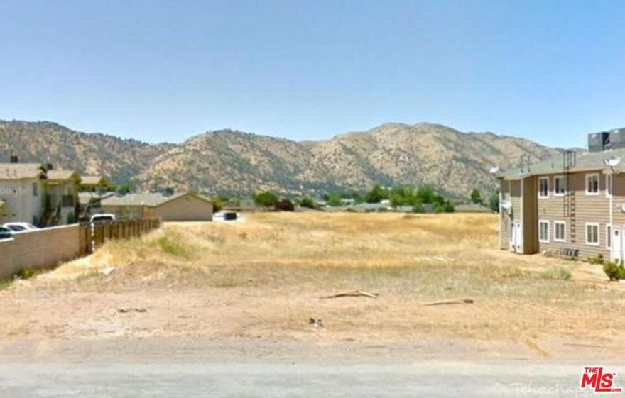 This 15,299 sq ft vacant land parcel, zoned R-3 (Multi-Family Residential), offers a fantastic opportunity for development in the desirable area of Tehachapi, CA. Perfect for building a multi-unit residential project, this lot provides ample space and excellent potential for future growth. The buyer is advised to independently verify zoning and general plan designations, environmental and hazard zones, access and development costs, and the availability and costs of utilities.