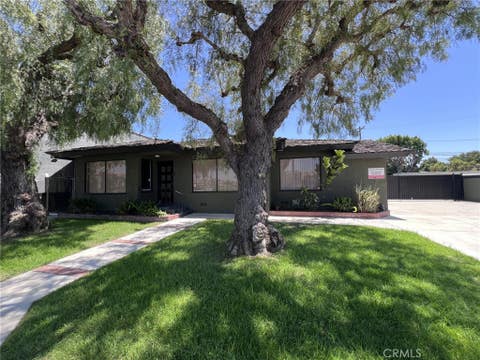 Photo of 4652 Katella Ave, Los Alamitos, CA 90720 (MLS # DW26086393)