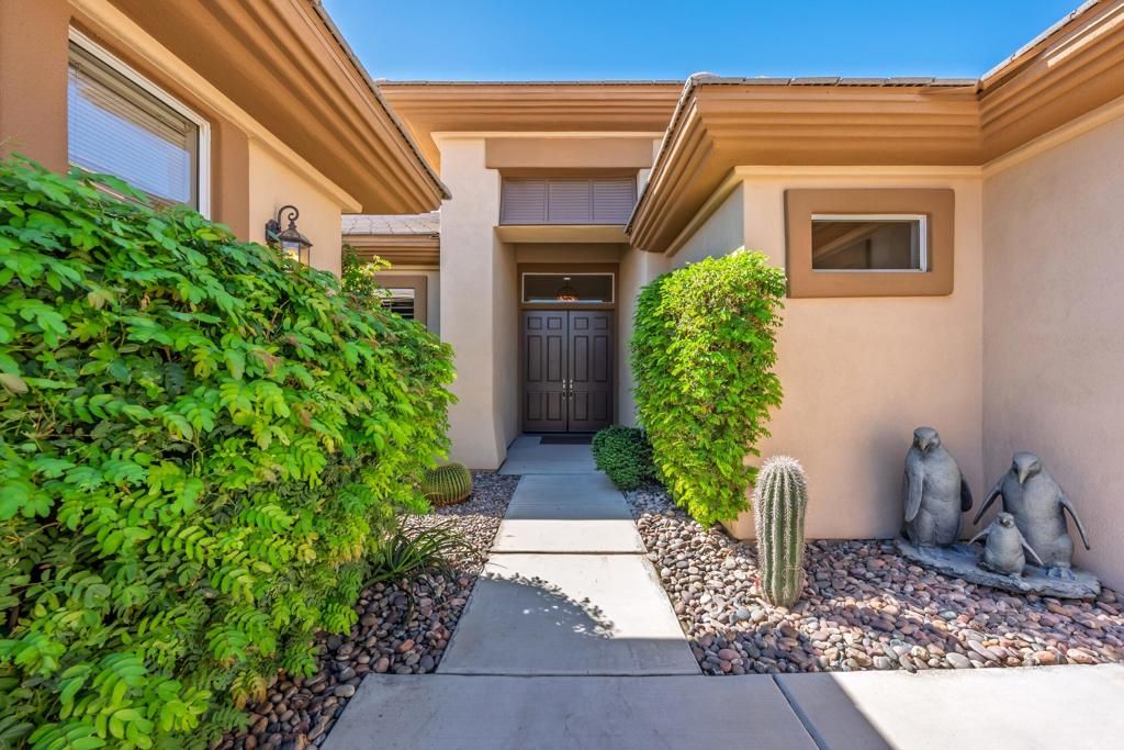 Photo of 36531 Tallowood Drive, Palm Desert, CA 92211 (MLS # 219137198DA)