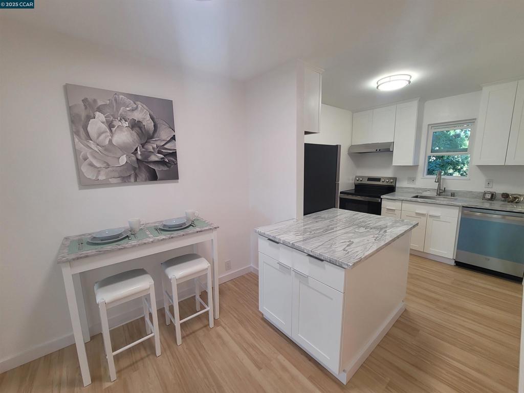 CAMELBACK NORTH - Residential