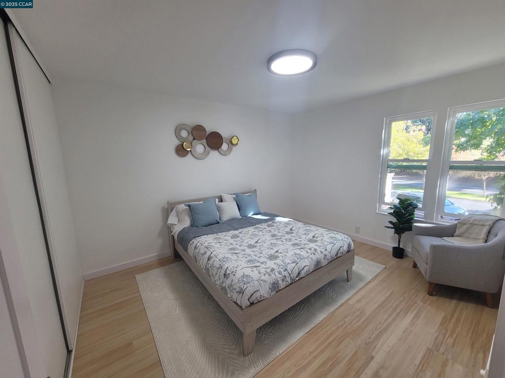 CAMELBACK NORTH - Residential