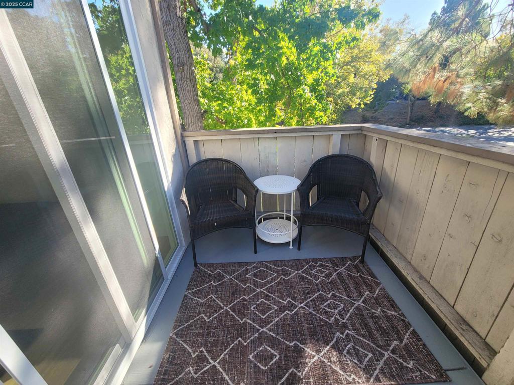 CAMELBACK NORTH - Residential