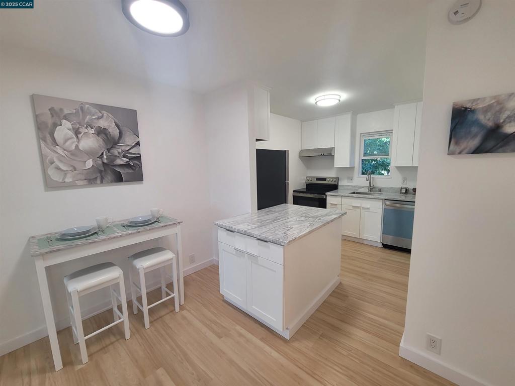 CAMELBACK NORTH - Residential