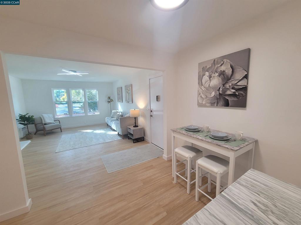 CAMELBACK NORTH - Residential