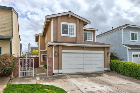 Photo of 5440 TWILIGHT CMN, Fremont, CA 94555 (MLS # 41149161)
