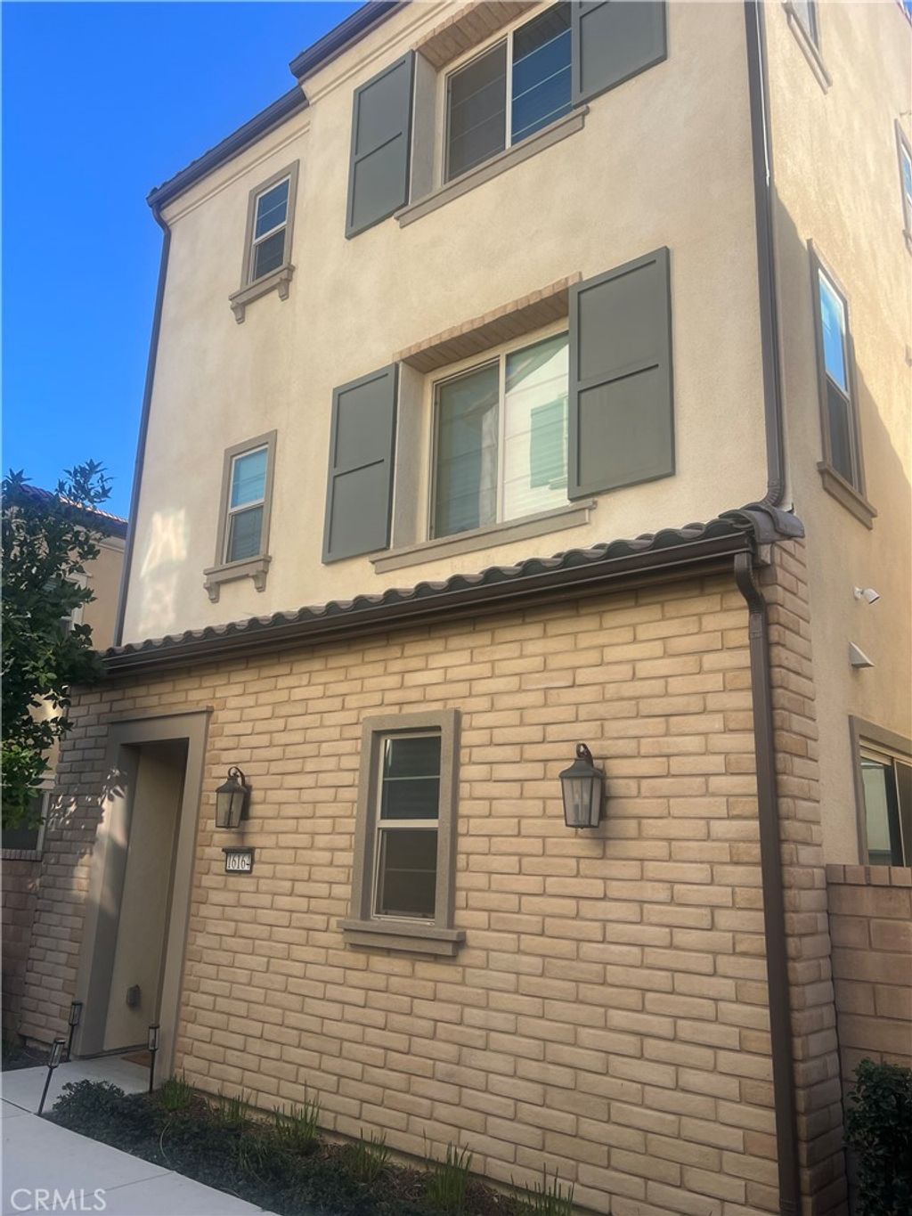 Photo of 16164 Paddock Ave, Chino, CA 91708 (MLS # IG25281091)