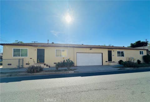 Photo of 3661 Webster AVE, Long Beach, CA 90810 (MLS # PW26096704)