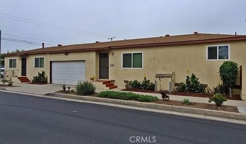 Photo of 3661 Webster AVE, Long Beach, CA 90810 (MLS # PW26096704)