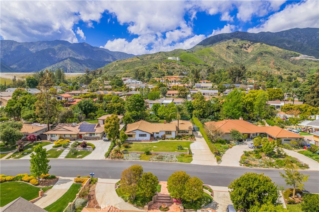 2445 Ocean View Drive