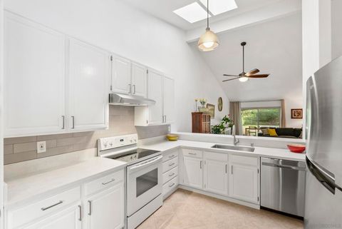 17909 Avenida Alozdra San Diego CA 92128