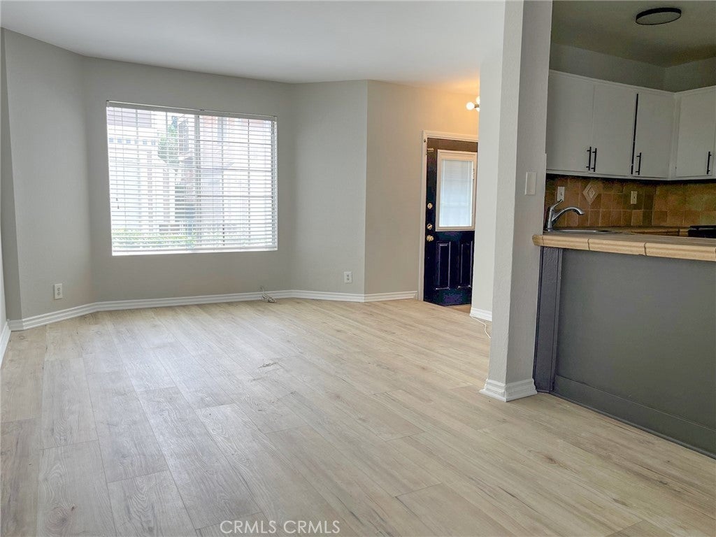 13750 Hubbard