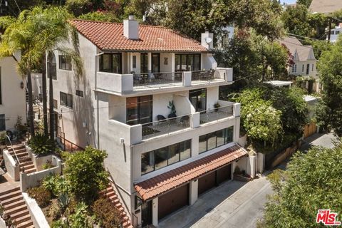 5940 Manola Way Los Angeles CA 90068