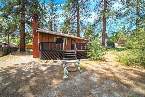 951 Snowbird Road Wrightwood CA 92397