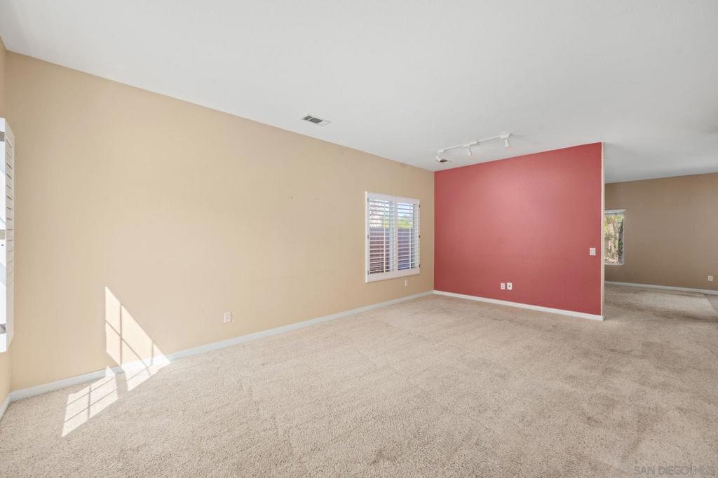 1020 Cima Dr