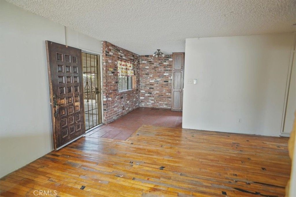 Photo of 12985 Kagel Canyon Street, Pacoima, CA 91331 (MLS # SR25167888)