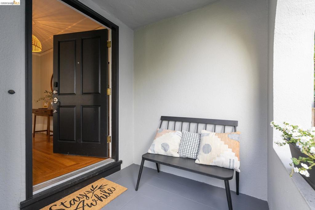 1019 Trestle Glen Rd