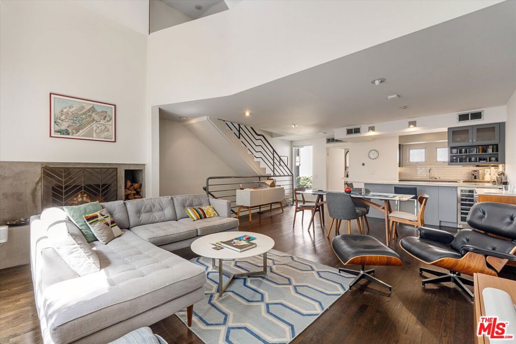 2807 3rd Street 6