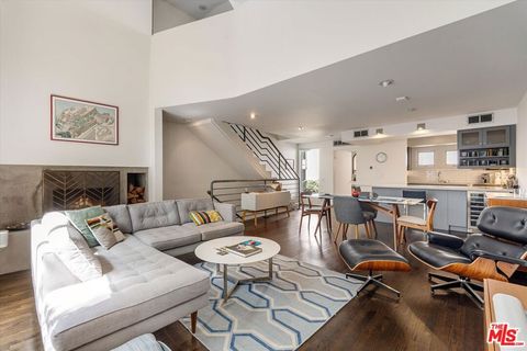 Photo of 2807 3rd Street #6, Santa Monica, CA 90405 (MLS # 26663453)