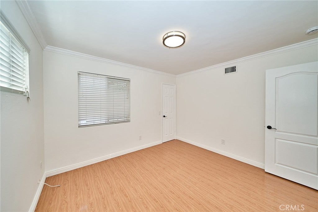 9565 Ironwood