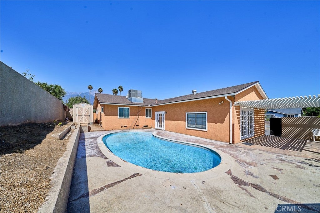 9565 Ironwood