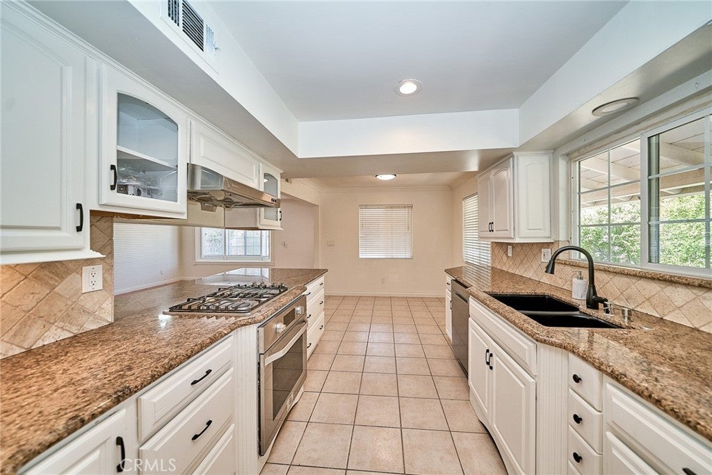 9565 Ironwood