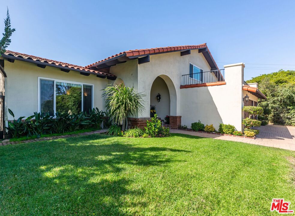6032 Sandbrook Drive