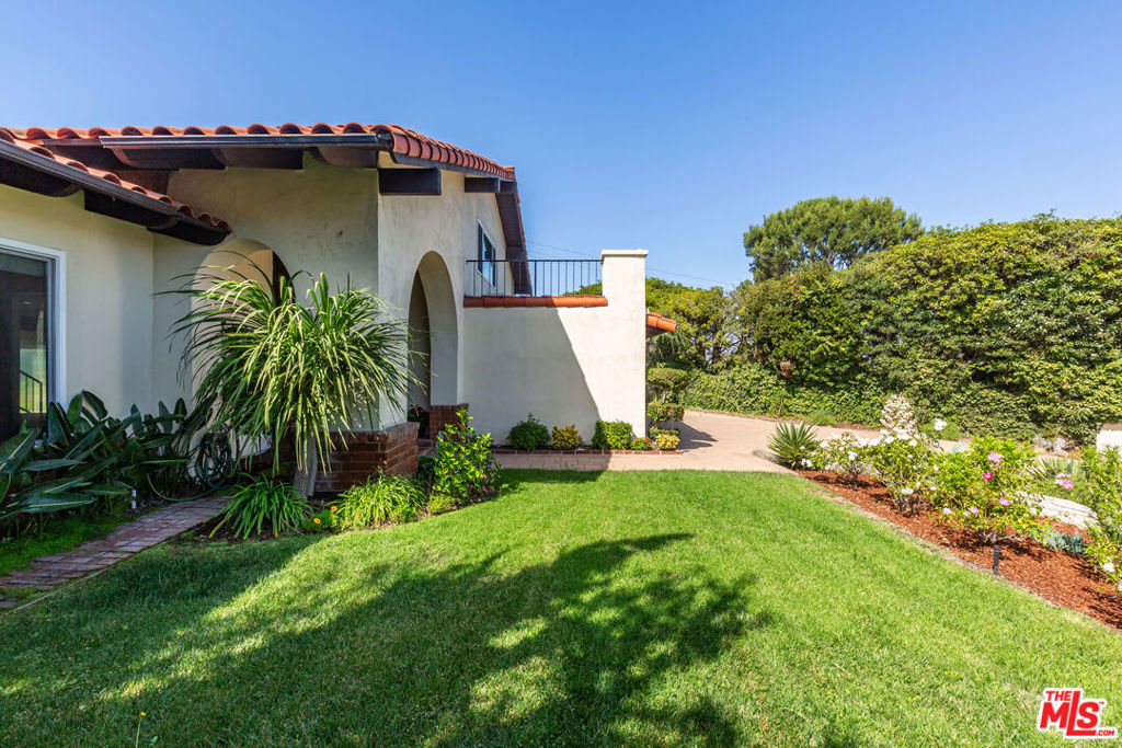 6032 Sandbrook Drive