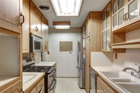 6405 Green Valley Circle 203 Culver City CA 90230