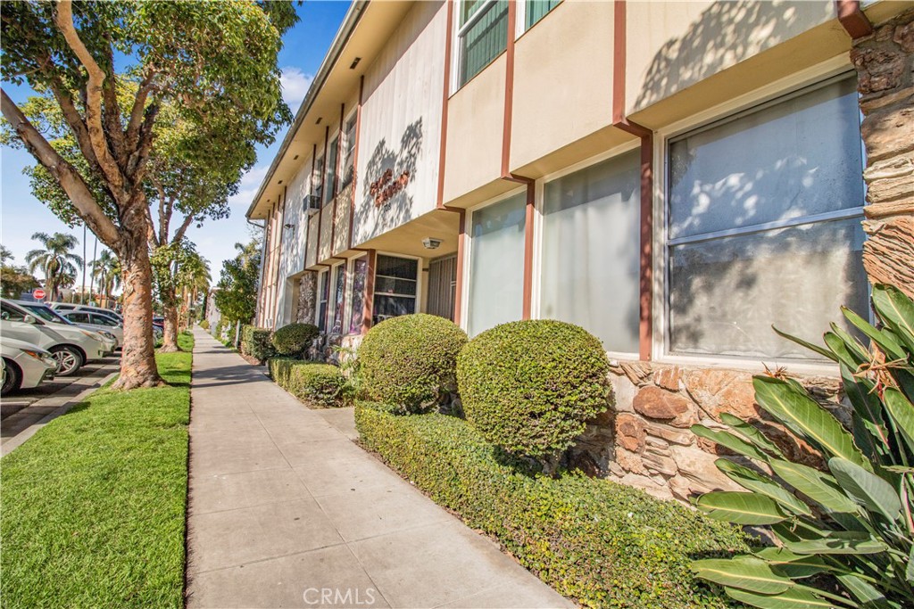728 Cedar Avenue 26