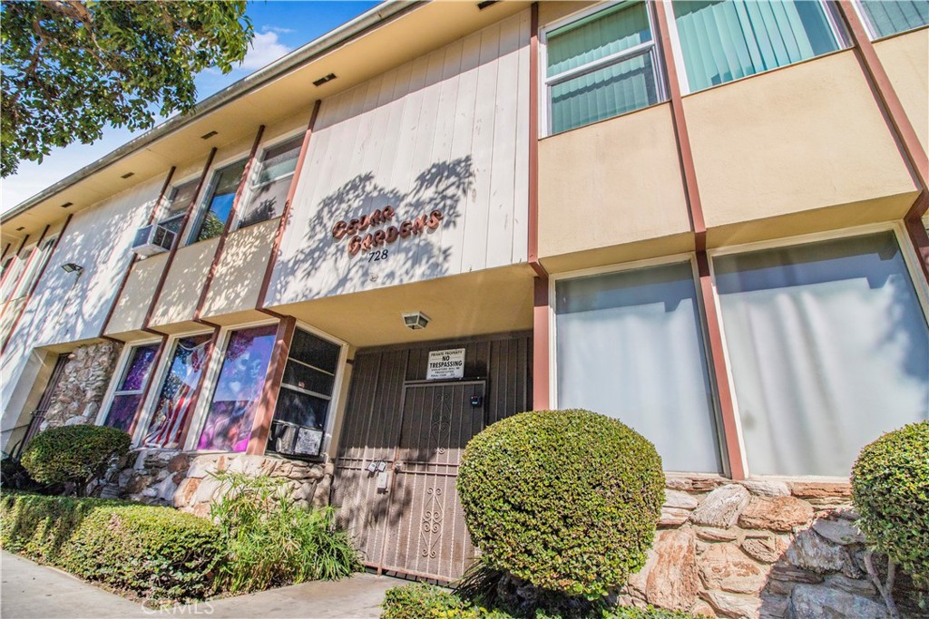 728 Cedar Avenue 26