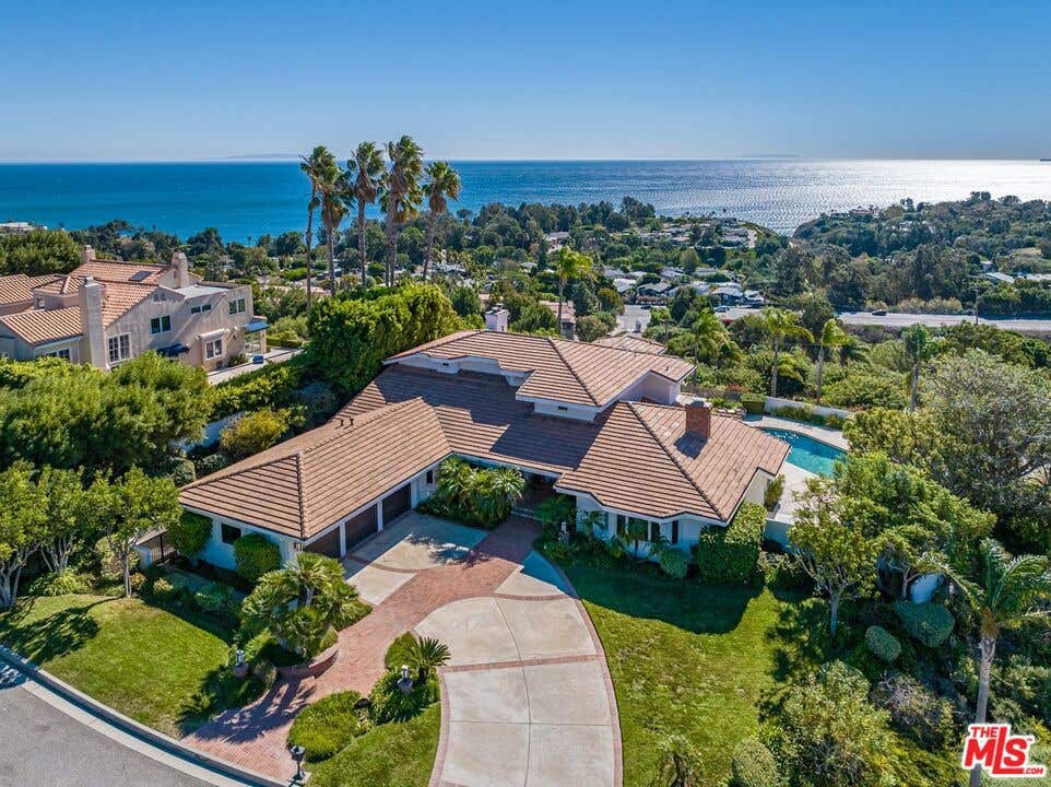 Photo of 6358 Ramirez Mesa Drive, Malibu, CA 90265 (MLS # 26869377)