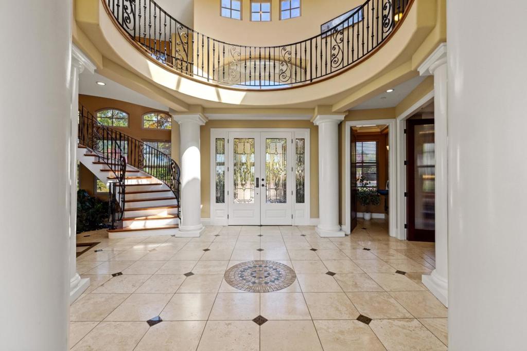 122 Zanzibar Drive
