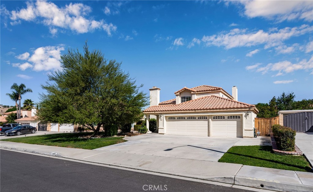 2577 E Bryce Court