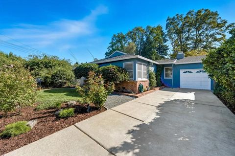 848 15th Avenue Menlo Park CA 94025
