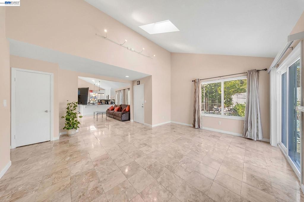 2106 Grackle Ct