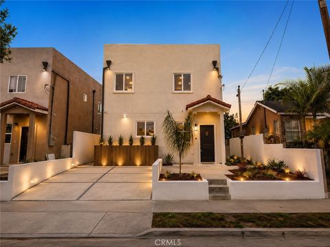 Photo of 16619 Lake Avenue, Paramount, CA 90723 (MLS # PW26080890)