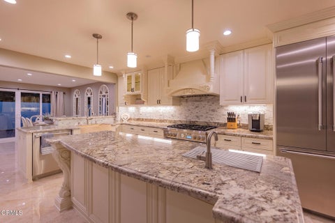 Tiny photo for 5106 Seabreeze Way, Oxnard, CA 93035 (MLS # V1-38408)
