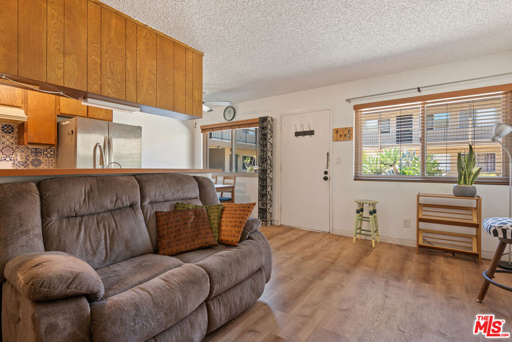 4633 Marine Avenue 157