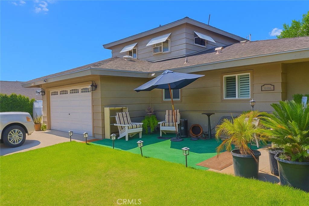 Incredible Opportunity - Spacious 5-bedroom, 3-bathroom home located in the heart of Corona. The floor plan includes two bedrooms upstairs and three bedrooms on the main level, offering flexible living arrangements. Situated on a generous lot, this property provides plenty of potential for customization or future improvements. Conveniently located near local schools, parks, shopping, and freeway access. A great opportunity for buyers looking for a larger home in a central location. Property is being sold as-is.