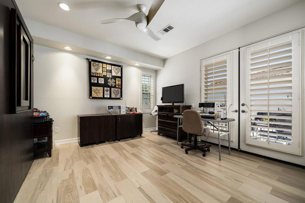 La Quinta Fairways - Residential