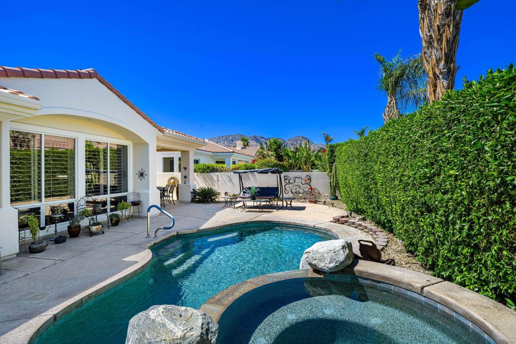 La Quinta Fairways - Residential