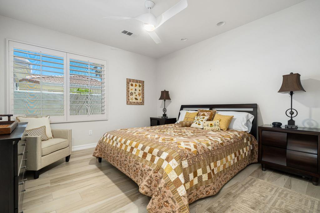 La Quinta Fairways - Residential