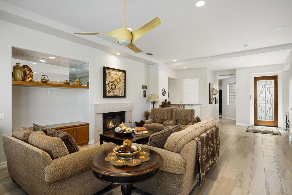 La Quinta Fairways - Residential