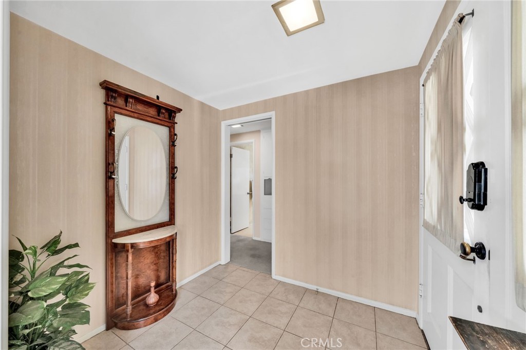 1971 W Santa Cruz Street