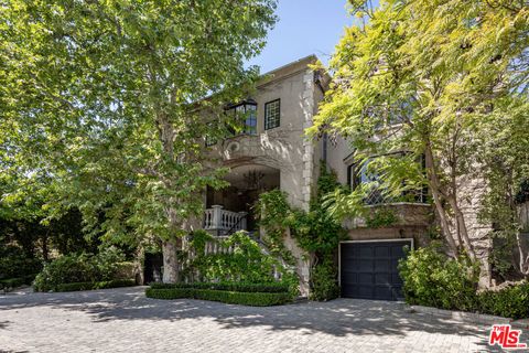 Photo of 353 N Gunston Drive, Los Angeles, CA 90049 (MLS # 26671089)