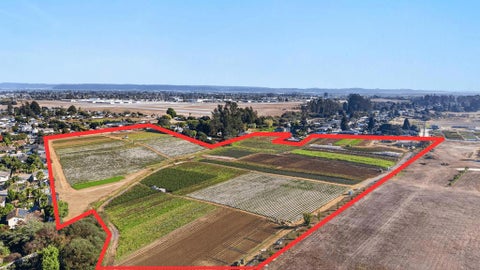 Photo of Watsonville, CA 95076 (MLS # ML82064977)