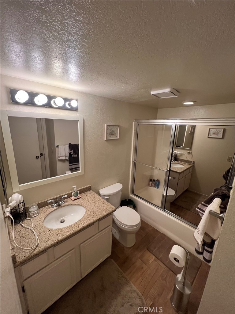 Candlewood Villas II (33605) - Residential